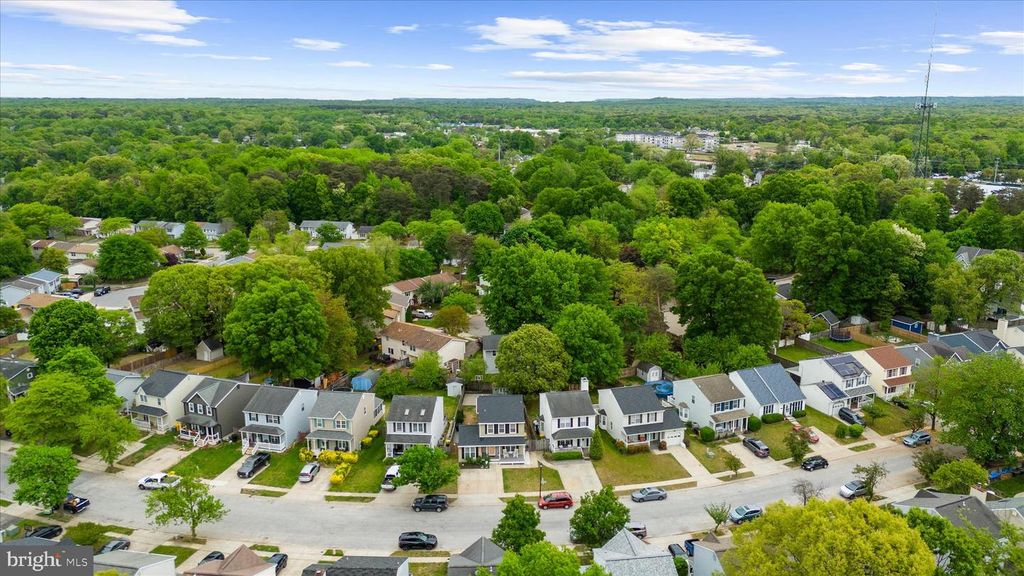Image 53 of property listing at 3547 BRICKWALL LN, Pasadena, MD 21122