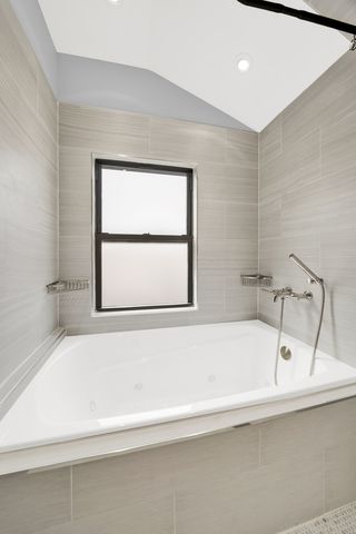1226 S 60th Court 2, Cicero, IL 60804