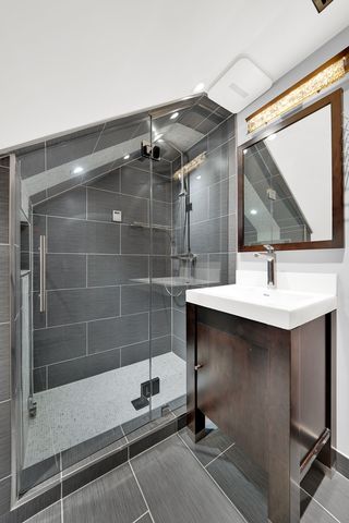 1226 S 60th Court 2, Cicero, IL 60804