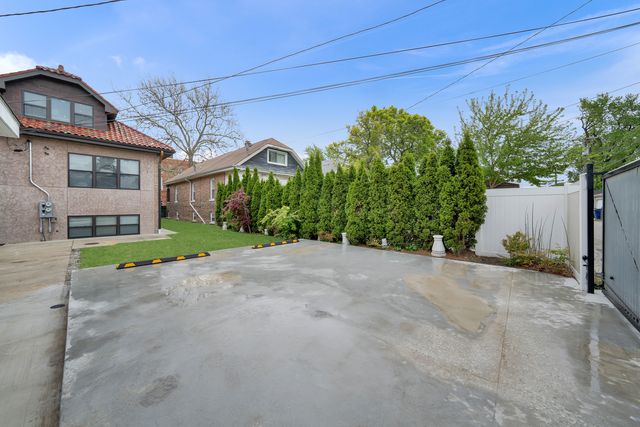 1226 S 60th Court 2, Cicero, IL 60804
