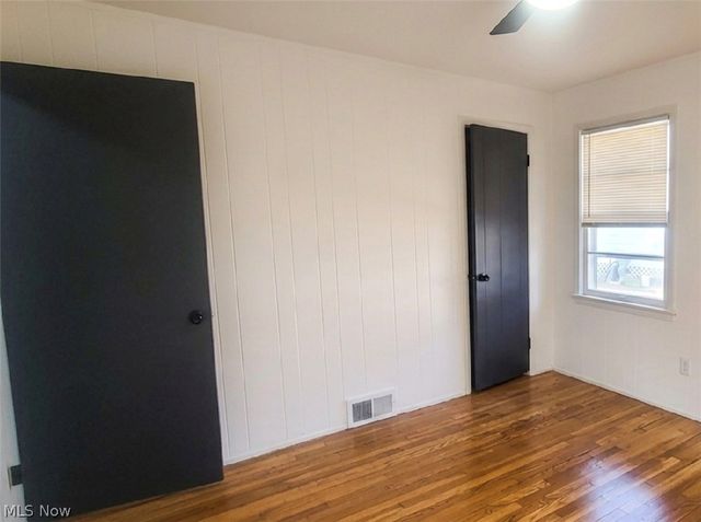 23718 Cedar Road, Beachwood, OH 44122