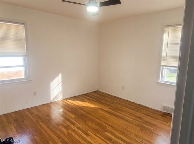 23718 Cedar Road, Beachwood, OH 44122