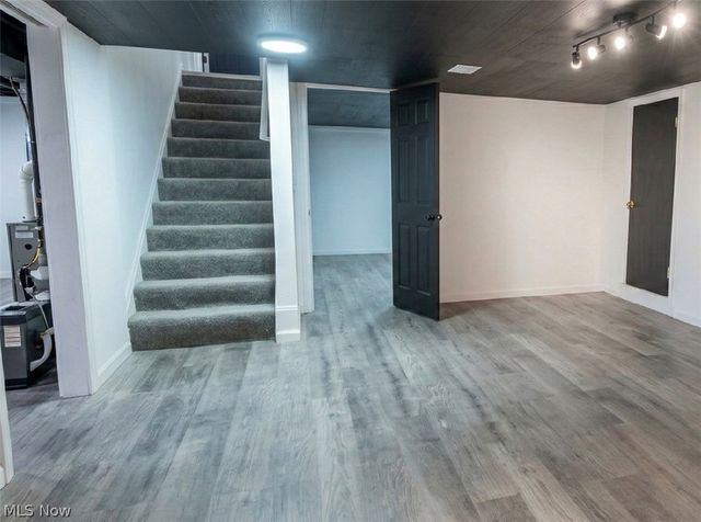 23718 Cedar Road, Beachwood, OH 44122