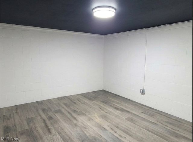 23718 Cedar Road, Beachwood, OH 44122