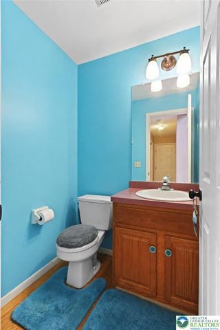 7128 Periwinkle Drive, Lower Macungie Twp, PA 18062