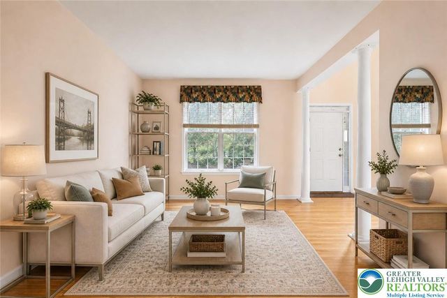 7128 Periwinkle Drive, Lower Macungie Twp, PA 18062