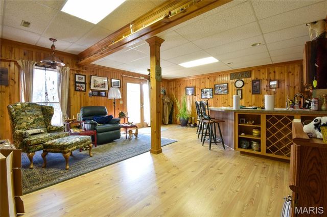 5435 N State Route 159, Edwardsville, IL 62025