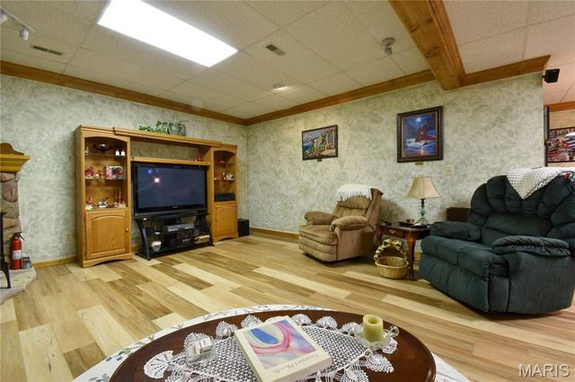 5435 N State Route 159, Edwardsville, IL 62025