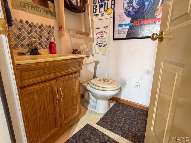 5435 N State Route 159, Edwardsville, IL 62025