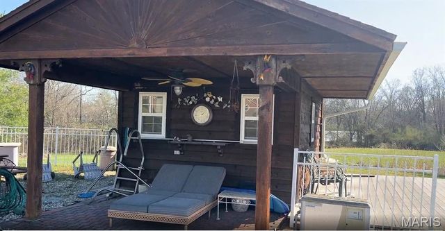 5435 N State Route 159, Edwardsville, IL 62025