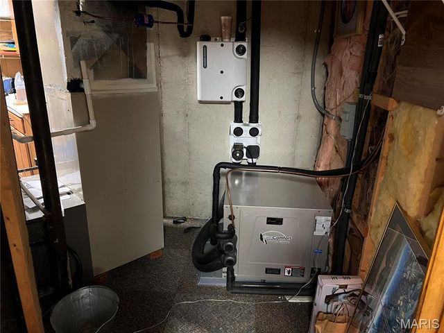 5435 N State Route 159, Edwardsville, IL 62025