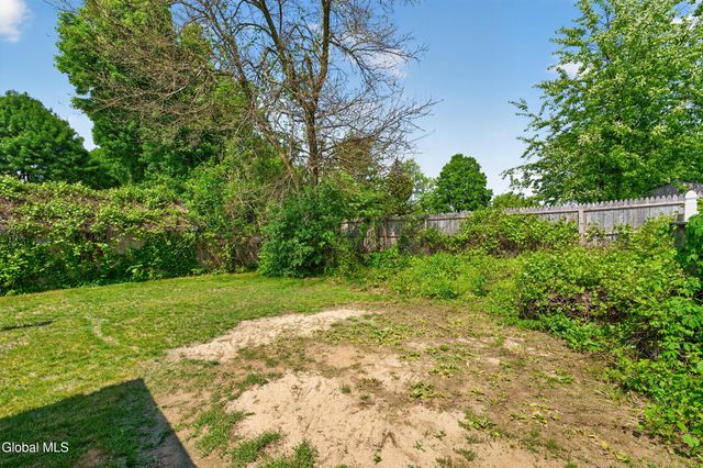 27 Highland Avenue, Colonie, NY 12205