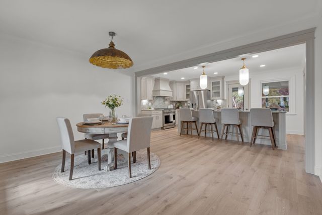 313 Fairway Dr, Clarksville, TN 37043