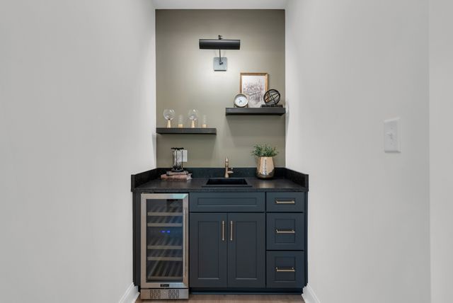 313 Fairway Dr, Clarksville, TN 37043