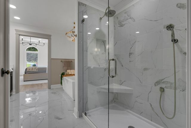 313 Fairway Dr, Clarksville, TN 37043