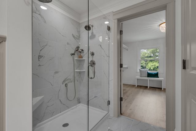 313 Fairway Dr, Clarksville, TN 37043