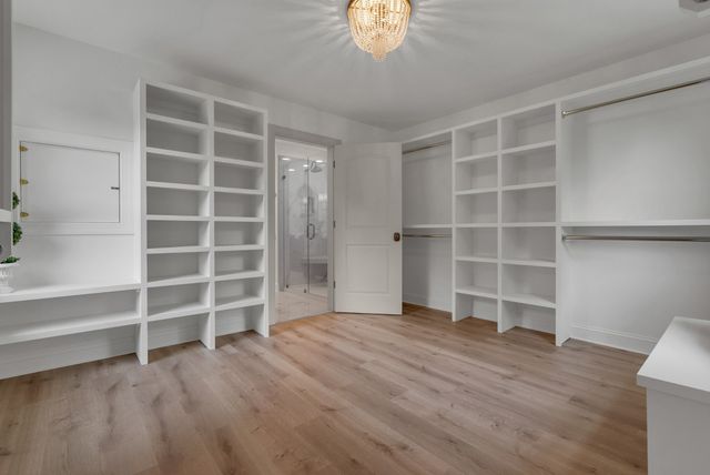 313 Fairway Dr, Clarksville, TN 37043