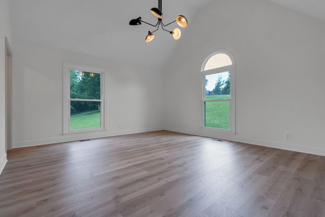 313 Fairway Dr, Clarksville, TN 37043