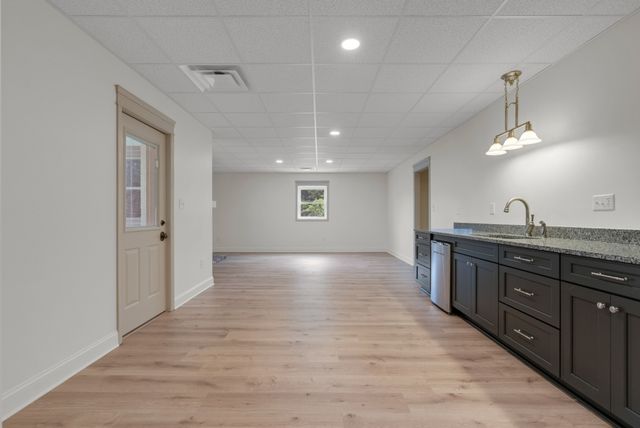 313 Fairway Dr, Clarksville, TN 37043