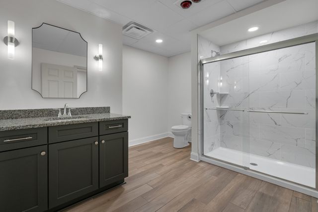 313 Fairway Dr, Clarksville, TN 37043