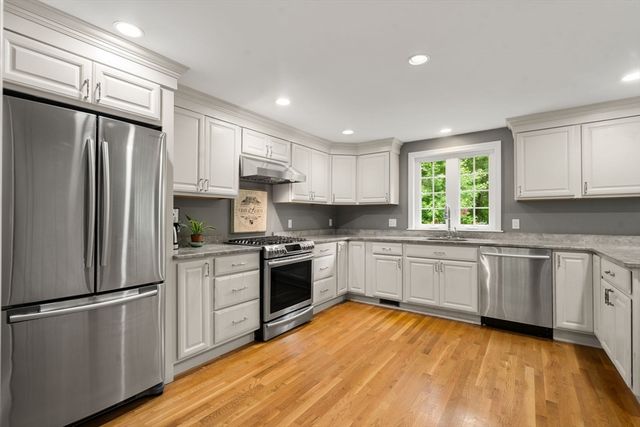 26 Peckham Hill Road, Sherborn, MA 01770