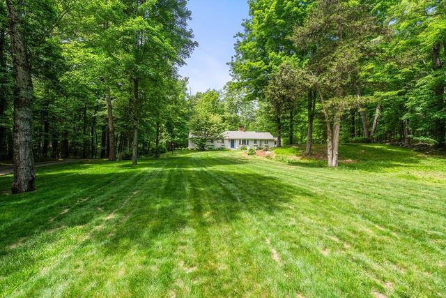 26 Peckham Hill Road, Sherborn, MA 01770