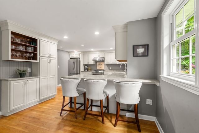 26 Peckham Hill Road, Sherborn, MA 01770
