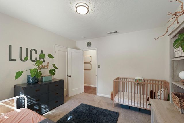 1121 S Pleasant Ave, Lodi, CA 95240