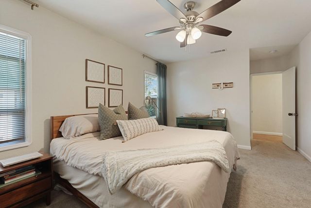 1121 S Pleasant Ave, Lodi, CA 95240