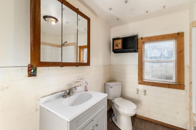 364 Barnes Avenue, Circleville, OH 43113