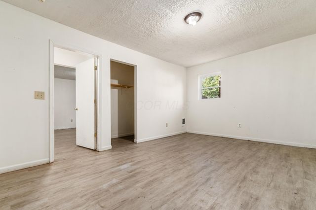 364 Barnes Avenue, Circleville, OH 43113