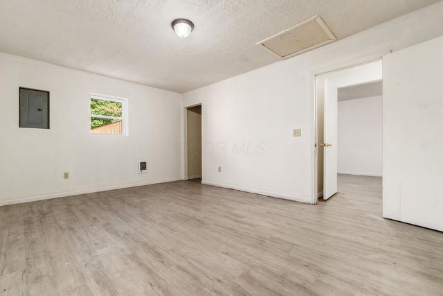 364 Barnes Avenue, Circleville, OH 43113