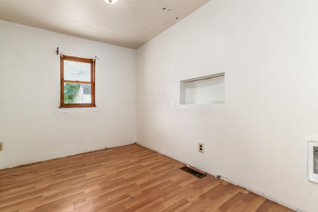 364 Barnes Avenue, Circleville, OH 43113