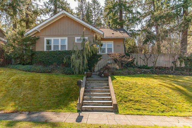 1708 E 18th Ave, Spokane, WA 99203