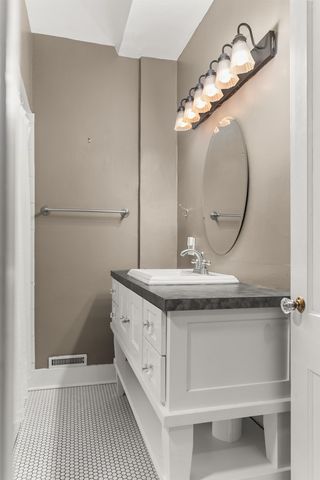 1708 E 18th Ave, Spokane, WA 99203