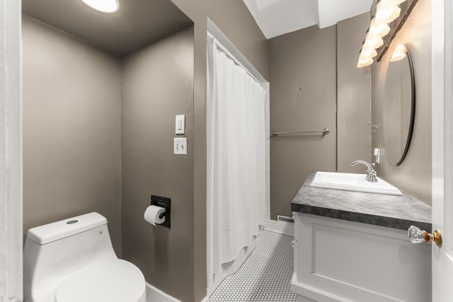 1708 E 18th Ave, Spokane, WA 99203