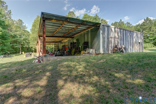 8025 Colemans Lake Rd, Church Road, VA 23833