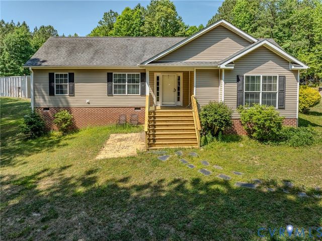 8025 Colemans Lake Rd, Church Road, VA 23833