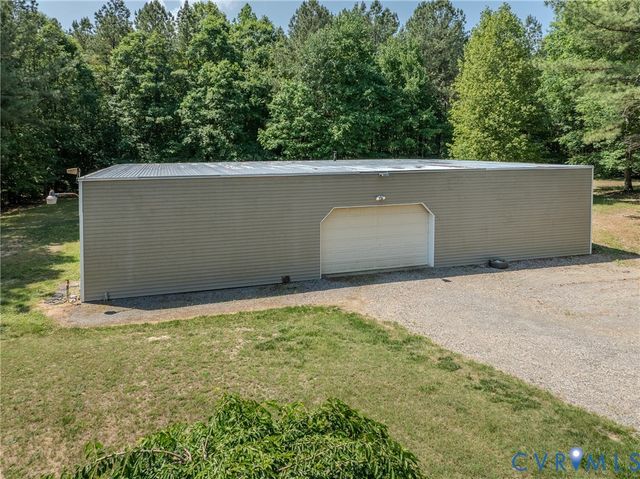 8025 Colemans Lake Rd, Church Road, VA 23833