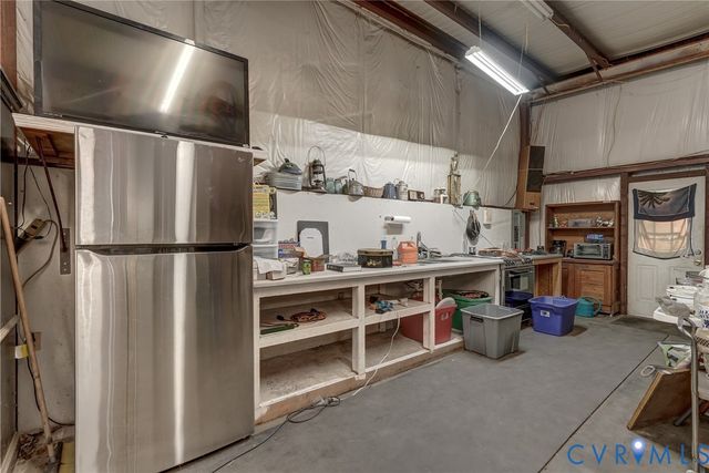 8025 Colemans Lake Rd, Church Road, VA 23833