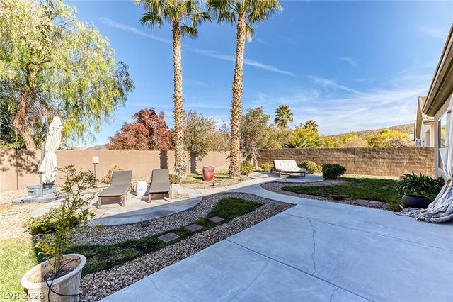 6 Weston Hills Road, Henderson, NV 89052