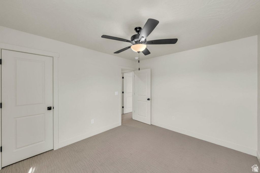 Image 19 of property listing at 560 W AQUA COVE, St. George, UT 84790
