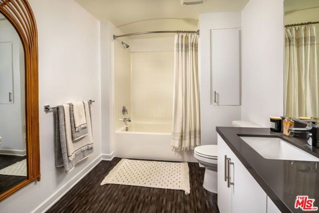 1120 W 6th Street 2257, Los Angeles, CA 90017