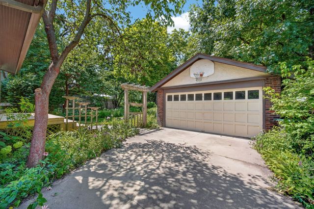 1134 38th Street, Des Moines, IA 50311