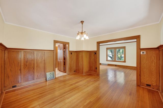 1134 38th Street, Des Moines, IA 50311