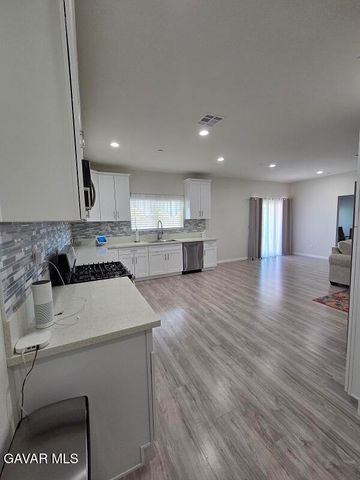 9148 Aspen Avenue, California City, CA 93505
