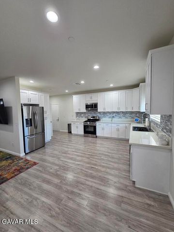 9148 Aspen Avenue, California City, CA 93505