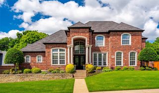 903 Crescent Drive, Highland Village, TX 75077