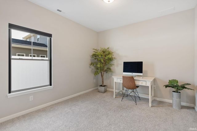 11788 Whistling Trail, Fort Wayne, IN 46818