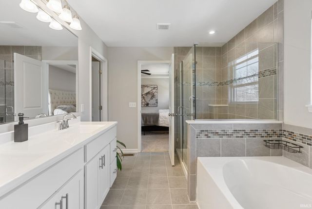 11788 Whistling Trail, Fort Wayne, IN 46818